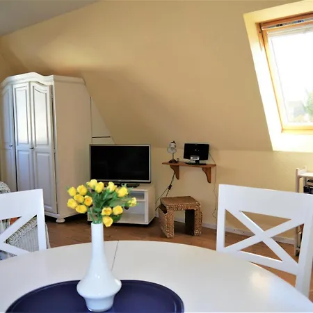 Ferienwohnung Anne 2 * Prerow